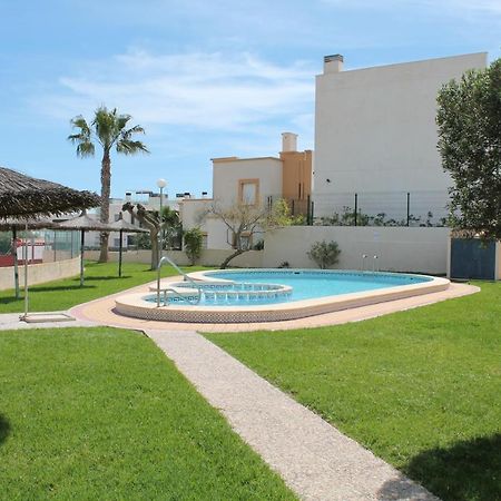 High Tech Villa Navia Spanien Οριουέλα Εξωτερικό φωτογραφία