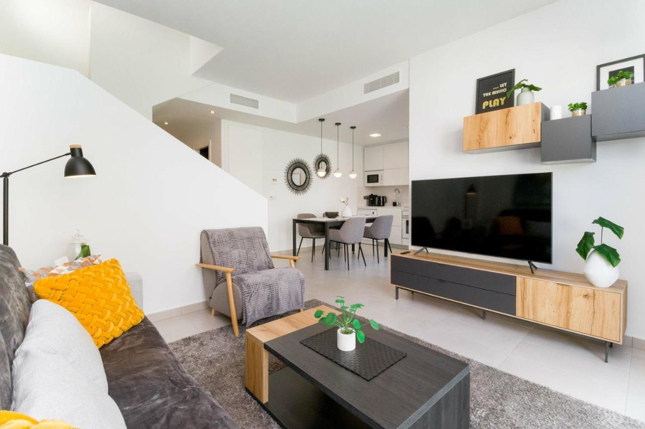 High Tech Villa Navia Spanien Οριουέλα Εξωτερικό φωτογραφία
