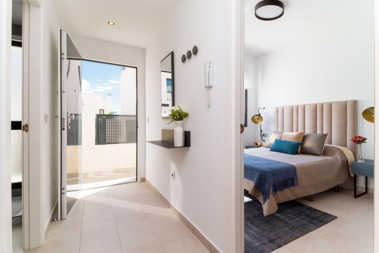 High Tech Villa Navia Spanien Οριουέλα Εξωτερικό φωτογραφία