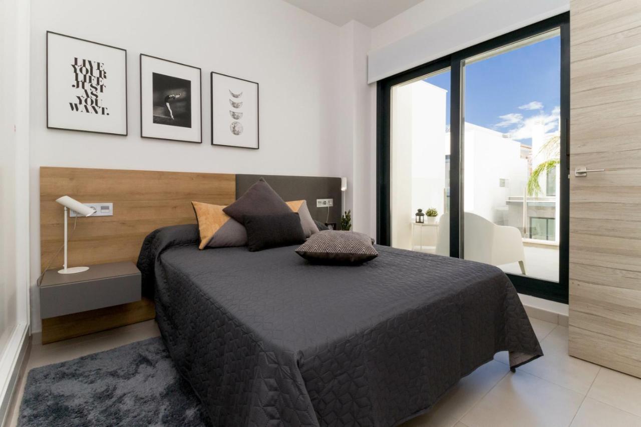 High Tech Villa Navia Spanien Οριουέλα Εξωτερικό φωτογραφία